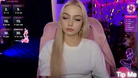 I am Lina online show from 03-24-26, 02:55