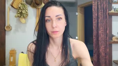 LinaLivee online show from 04-10-26, 07:18