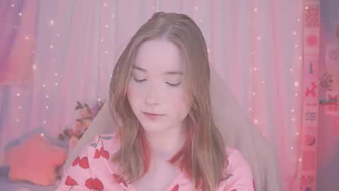 Lina online show from 01-14-26, 05:02