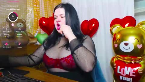 Lina online show from 02-13-26, 07:15