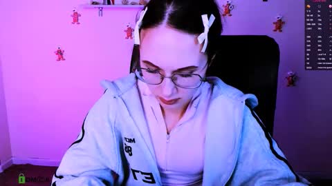 Linda  online show from 01-18-26, 09:18