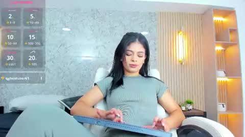 Snapshot of linda_cooper_ chatting on 07-22-26, 11:24 LINDA online show from 07-22-26, 11:24