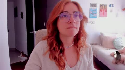 Giggles  online show from 12-11-24, 04:53