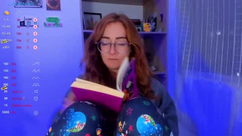 Giggles  online show from 02-14-25, 03:33