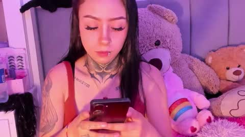 Lindaa maria  online show from 01-11-26, 07:30