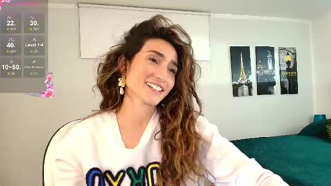 Snapshot of linda_morgan1 chatting on 07-09-26, 10:41 Maria Paula online show from 07-09-26, 10:41