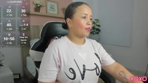 L I N D A online show from 01-11-26, 02:38