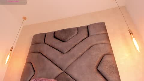 Linda Saenz online show from 02-13-25, 02:52