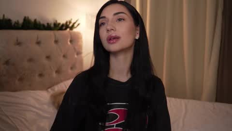 Snapshot of linda_warners chatting on 03-07-25, 10:10 Call me Linda online show from 03-07-25, 10:10