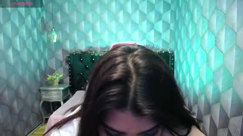 Snapshot of lindabreexlove chatting on 01-04-25, 07:13 online show from 01-04-25, 07:13