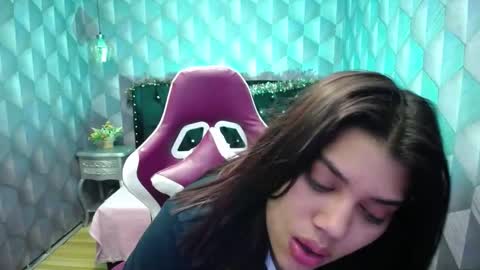    online show from 01-05-25, 06:02