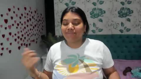 Snapshot of lindabreexlove chatting on 01-27-25, 09:55 online show from 01-27-25, 09:55