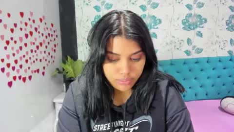 Snapshot of lindabreexlove chatting on 02-01-25, 02:56 online show from 02-01-25, 02:56