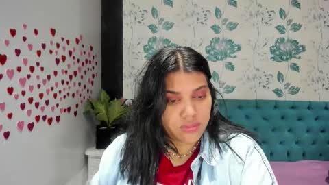 Snapshot of lindabreexlove chatting on 02-13-25, 03:24 online show from 02-13-25, 03:24