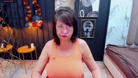 Linda online show from 12-30-24, 05:37