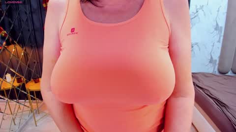 Linda online show from 12-30-24, 08:43