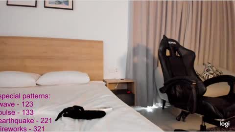 Snapshot of lindamei chatting on 03-10-25, 03:34 lindamei online show from 03-10-25, 03:34