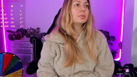 Linda  --  online show from 01-21-25, 09:57