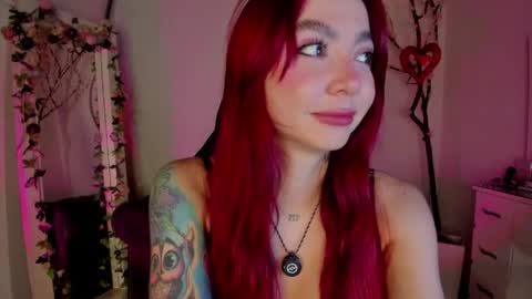 Lindsay    online show from 04-13-26, 01:33