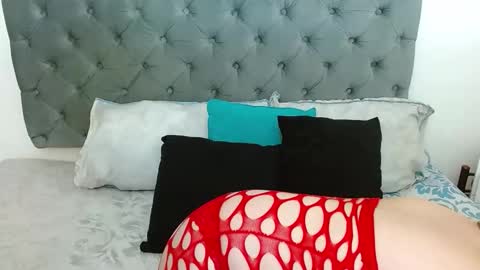 Snapshot of lindsay_taylorjoy chatting on 04-22-26, 08:54 Lindsay online show from 04-22-26, 08:54