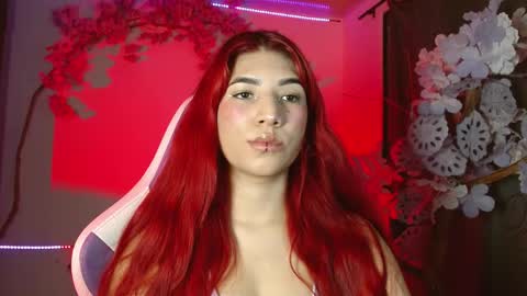 Snapshot of lindseyferrer1 chatting on 04-30-26, 02:34 LINDSEYFERRER online show from 04-30-26, 02:34