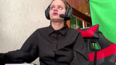 Eva online show from 02-11-26, 09:47