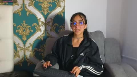 ling ling24 online show from 01-07-25, 06:27