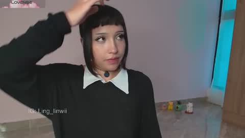 Snapshot of ling_meow chatting on 07-06-26, 12:57 Ling online show from 07-06-26, 12:57