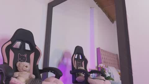 Luciana online show from 02-19-26, 09:33