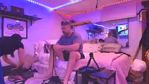 linuxgirlsudosu online show from 10-06-25, 08:01