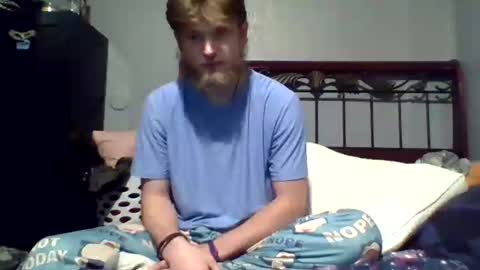 Snapshot of lion_and_bunny chatting on 06-19-26, 02:49 Kinky-Redneck online show from 06-19-26, 02:49