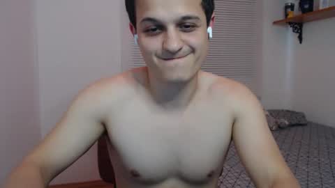 Snapshot of lioncluess chatting on 10-16-25, 07:37 Lion Cluess online show from 10-16-25, 07:37