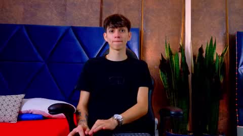 Snapshot of lionfoster chatting on 10-21-25, 11:55 LION FOSTER online show from 10-21-25, 11:55