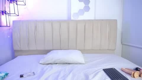 liora_rayne online show from 11-22-25, 05:12