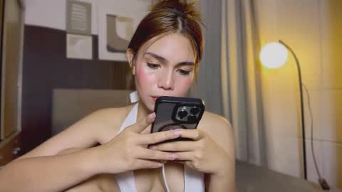 Snapshot of lioraeofophirxx chatting on 02-10-26, 09:35 Liora of Ophir online show from 02-10-26, 09:35