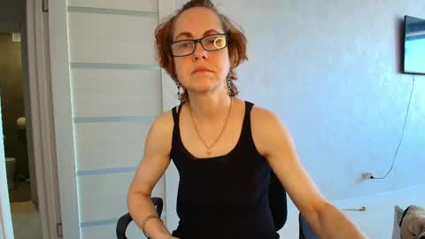 Liora Weiss online show from 05-07-26, 08:52