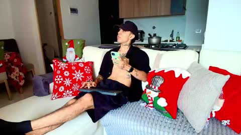 Lior Vante online show from 12-18-25, 03:51