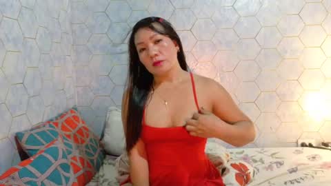 Snapshot of lipsofangel16 chatting on 06-17-26, 12:07 im cherry online show from 06-17-26, 12:07
