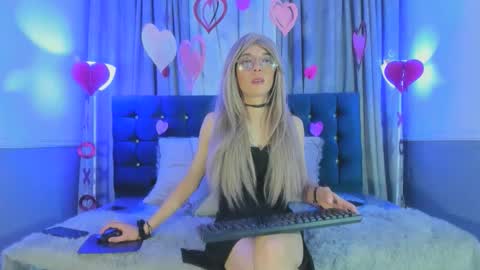 Lis  online show from 02-07-26, 04:05