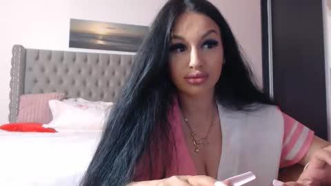 Snapshot of lisa104739 chatting on 05-16-26, 07:45 Lisa online show from 05-16-26, 07:45
