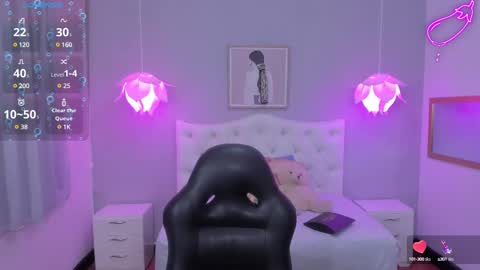 Lisa online show from 02-26-25, 06:32