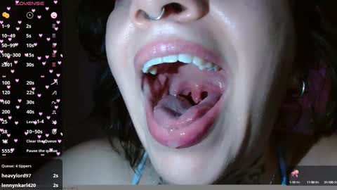 Lisa online show from 01-08-25, 04:34