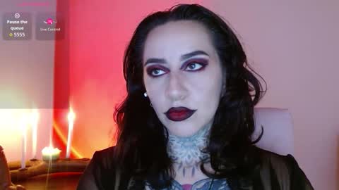 Lisa online show from 10-22-25, 12:33