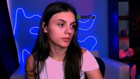 Snapshot of lisa_dark_ chatting on 06-22-26, 10:56 Lisa online show from 06-22-26, 10:56