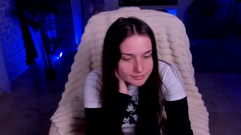 lisa_elfy online show from 01-20-25, 04:01