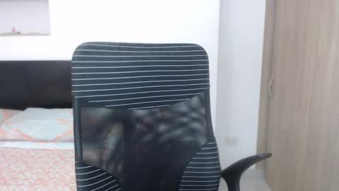 Snapshot of lisa_g07 chatting on 02-28-25, 02:42 Lisa Santos online show from 02-28-25, 02:42