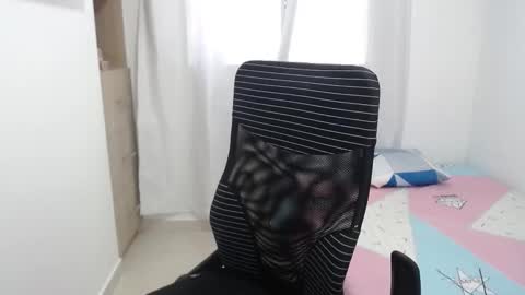 Snapshot of lisa_g07 chatting on 03-02-26, 03:52 Lisa Santos online show from 03-02-26, 03:52