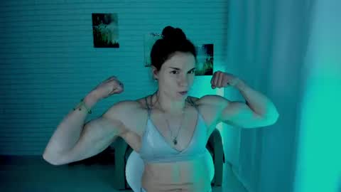 Snapshot of lisa_ree_ chatting on 06-25-26, 05:12 lisa online show from 06-25-26, 05:12