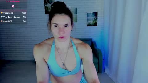 Snapshot of lisa_ree_ chatting on 07-20-26, 10:39 lisa online show from 07-20-26, 10:39