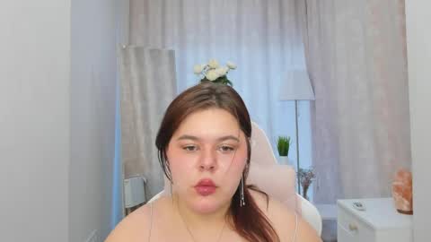 Snapshot of lisa_terry chatting on 04-28-26, 09:25 Lisa online show from 04-28-26, 09:25